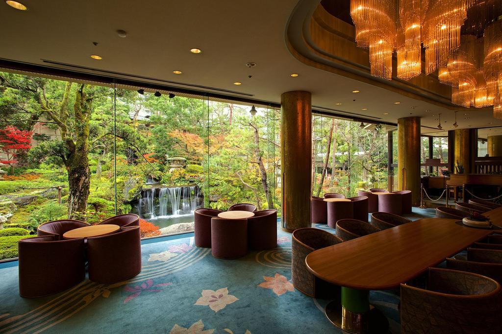 Hotel Kasenkyo Izutsuya Shin'onsen Exteriér fotografie