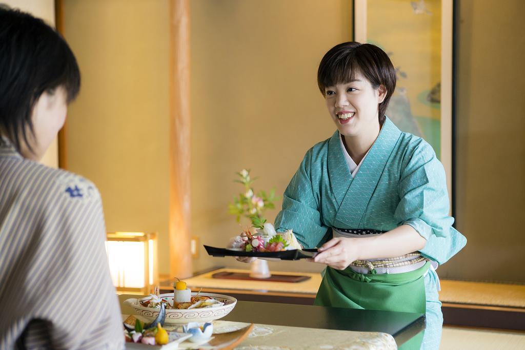 Hotel Kasenkyo Izutsuya Shin'onsen Exteriér fotografie